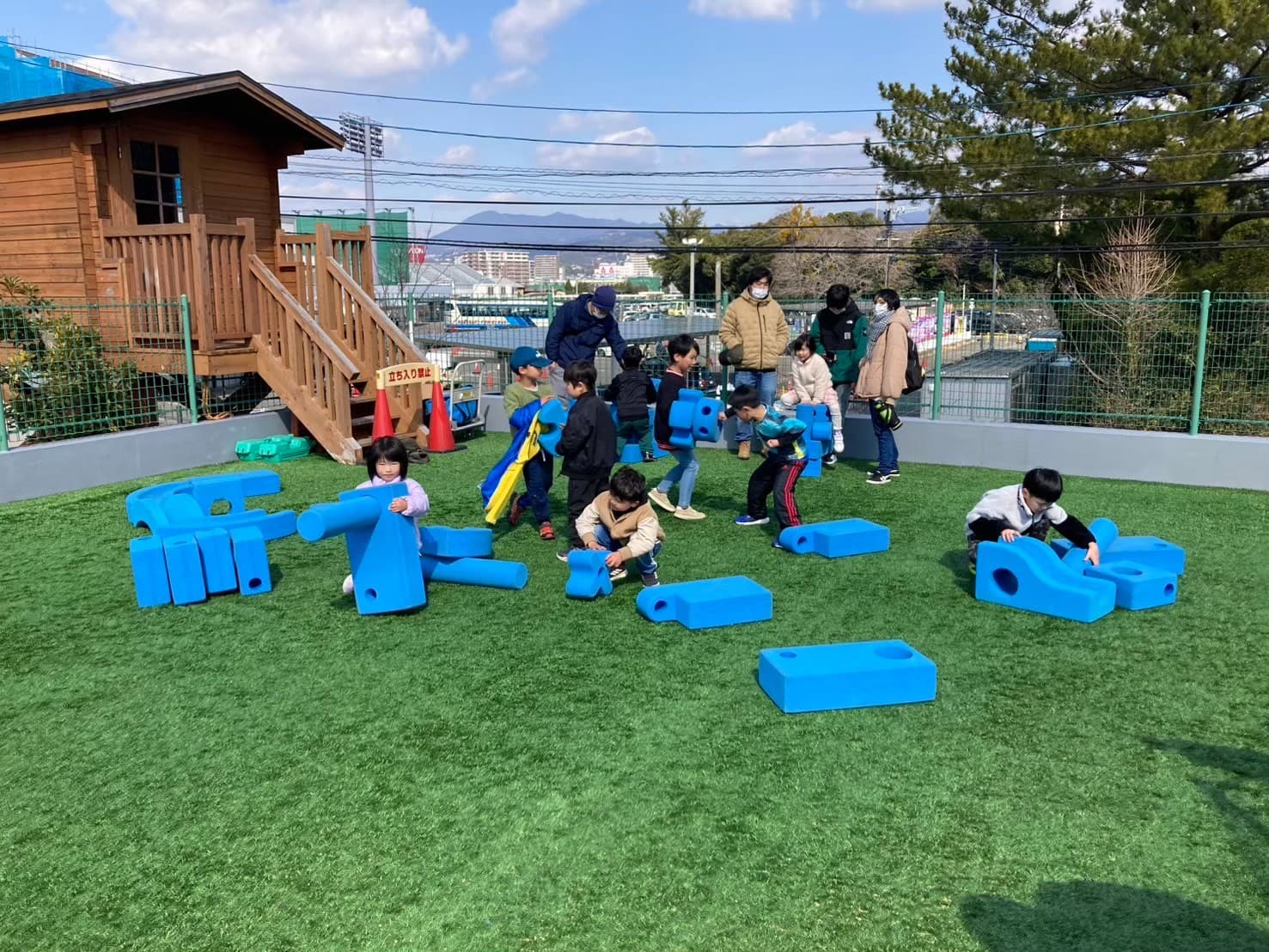 ボーネルンド広場